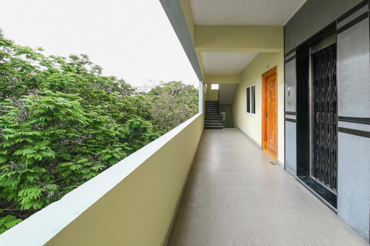 Hotel Oyo 26234 Annapurna Nilayam Vijayawāda Zewnętrze zdjęcie