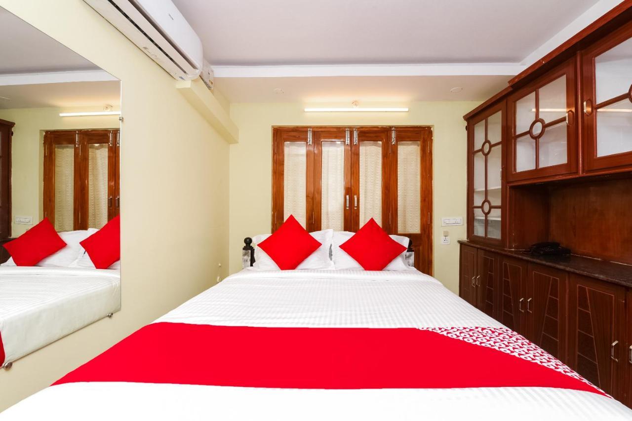 Hotel Oyo 26234 Annapurna Nilayam Vijayawāda Zewnętrze zdjęcie