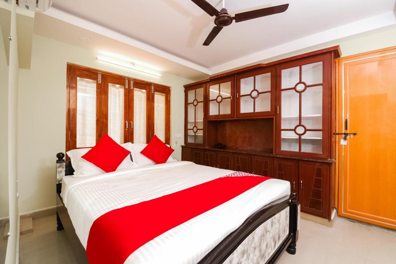 Hotel Oyo 26234 Annapurna Nilayam Vijayawāda Zewnętrze zdjęcie