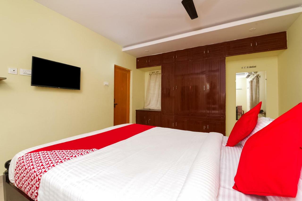 Hotel Oyo 26234 Annapurna Nilayam Vijayawāda Zewnętrze zdjęcie